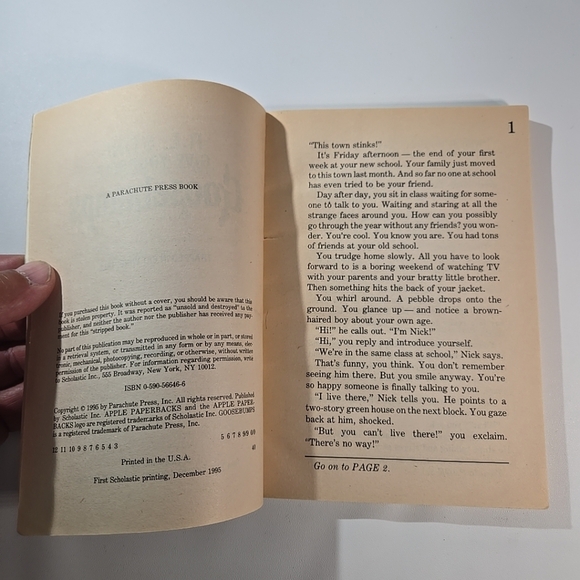 Give Yourself Goosebumps #3 Trapped In Bat Wing Hall - Picture 3 of 6